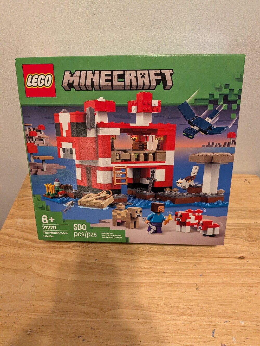 LEGO Minecraft Mooshroom House Playset in Red and White